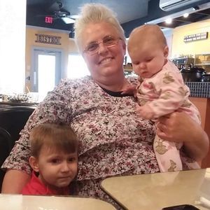 Meet your Posher, Paula